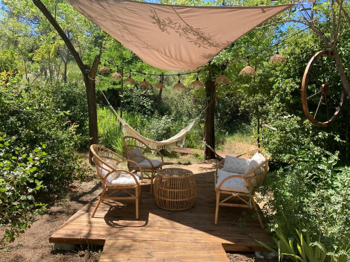 Bed and Breakfast Nuitees Bohemes Gajan  Exterior foto